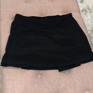 Lululemon size 4 Running Tennis Skirt